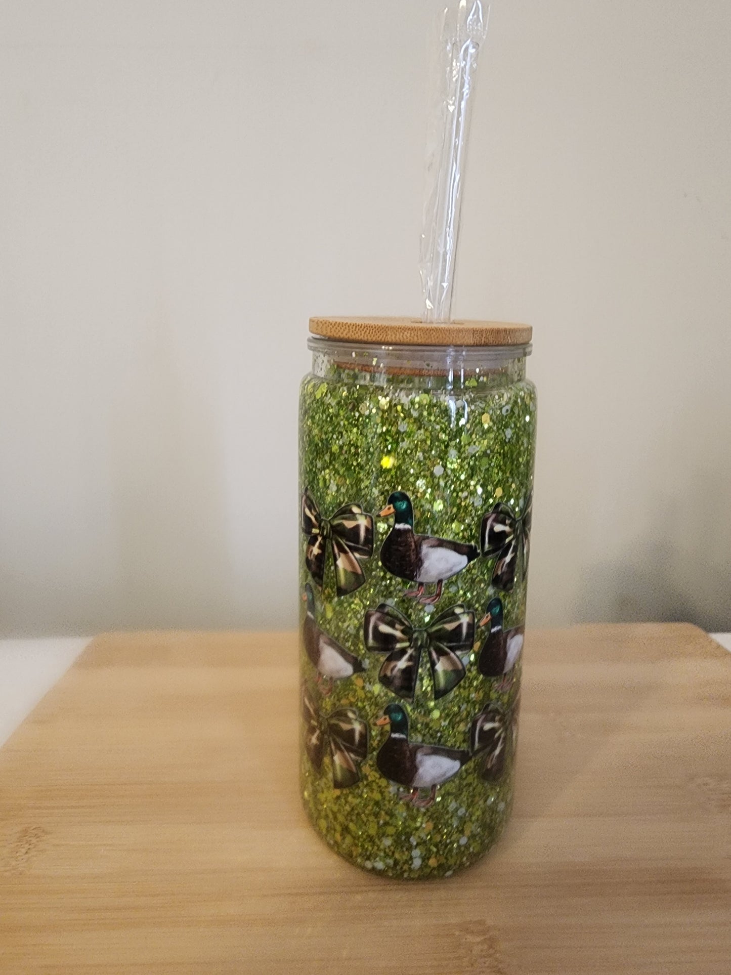Duck & Bow 18 oz slow flow Tumbler